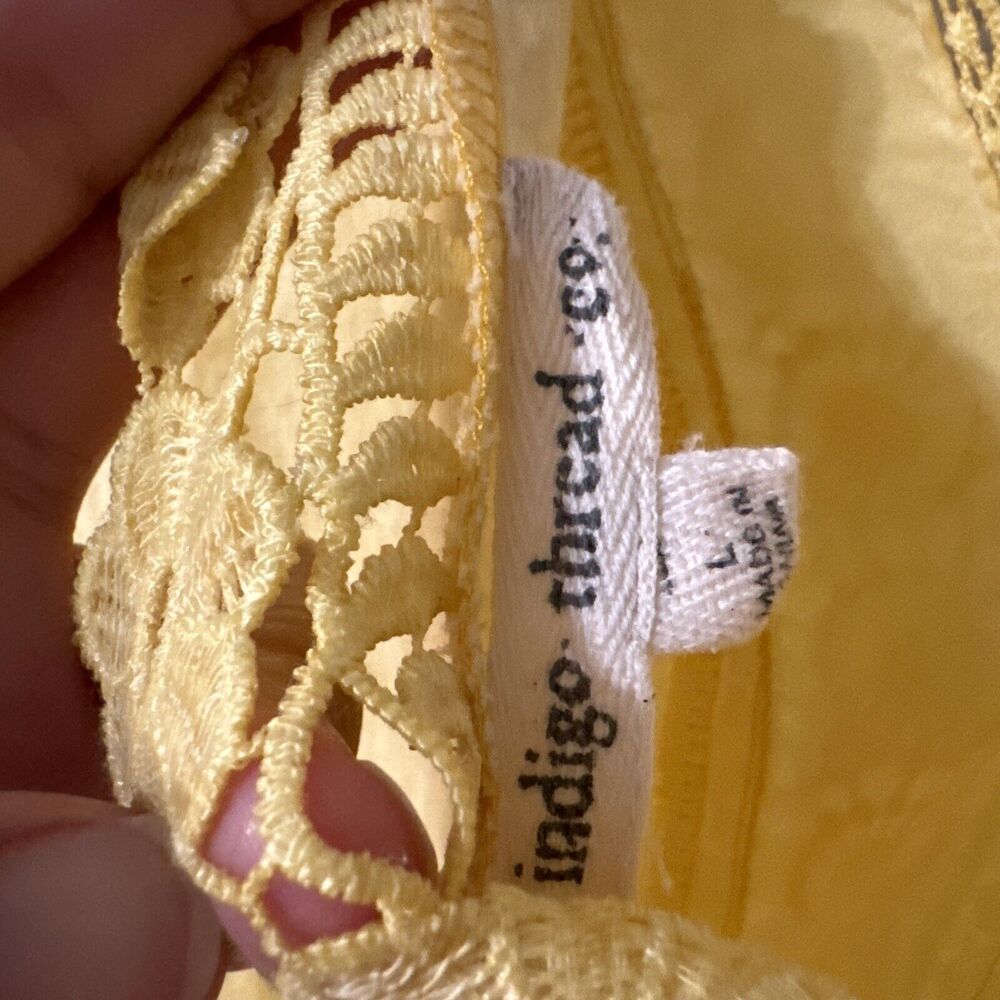 V-Neck Tunic Blouse Yellow Embroidered Crochet Trim Size L Indigo Thread Co. - Picture 10 of 12